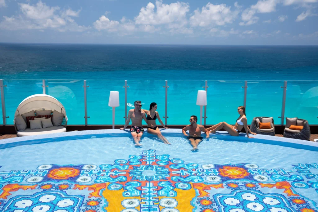 Royalton CHIC Cancun