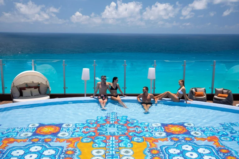 Royalton CHIC Cancun