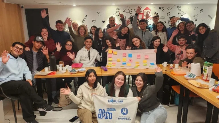 inserción laboral jóvenes argentina