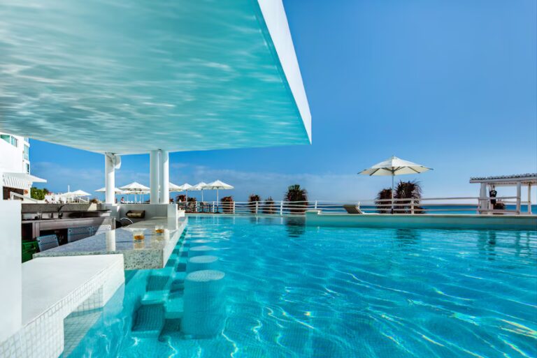 ÓLEO Cancún Playa